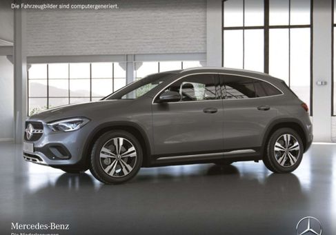 Mercedes-Benz GLA 250, 2023