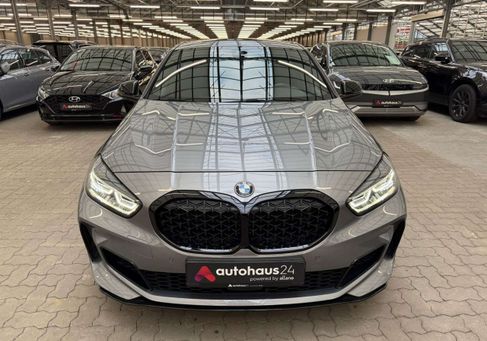 BMW 135, 2022