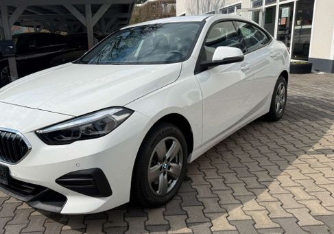 BMW 218, 2024 3