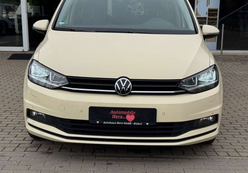 Volkswagen Touran, 2025 3