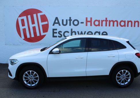 Mercedes-Benz GLA 180, 2020