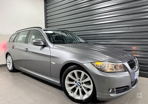 BMW 325, 2011