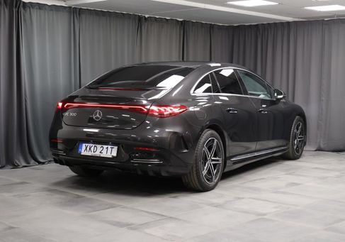 Mercedes-Benz EQE, 2023