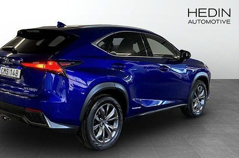 Lexus NX, 2019
