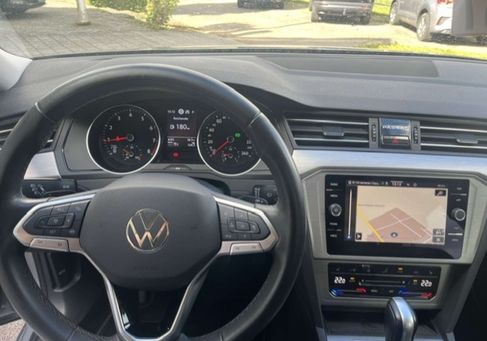 Volkswagen Passat Variant, 2022 3