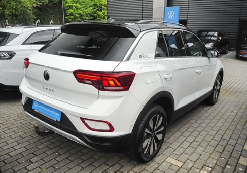 Volkswagen T-Roc, 2025 2