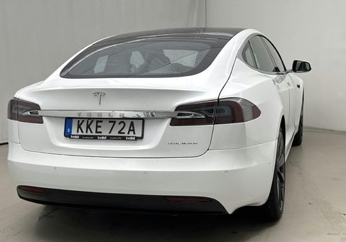 Tesla Model S, 2020