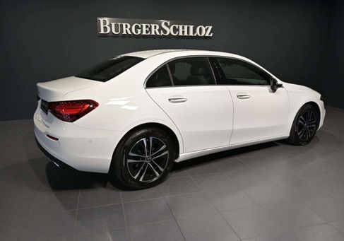 Mercedes-Benz A 180, 2025