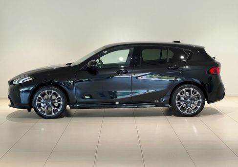 BMW 120, 2025