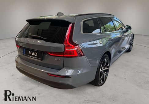 Volvo V60, 2024