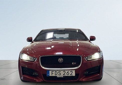 Jaguar XE, 2017