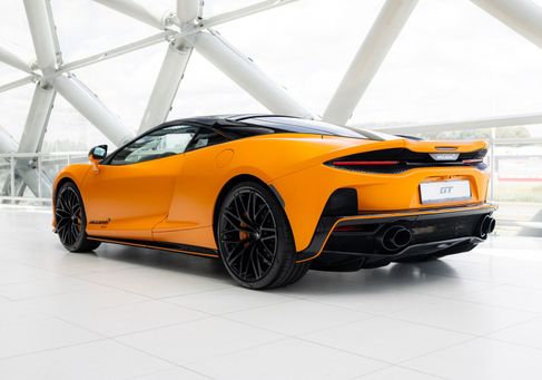 McLaren GT, 2025