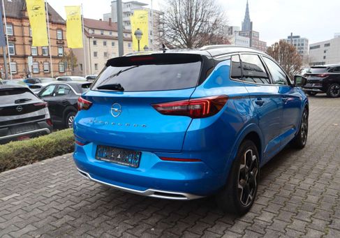 Opel Grandland X, 2022 3