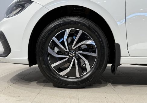 Volkswagen Polo, 2027 2