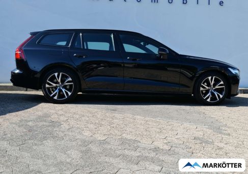 Volvo V60, 2022