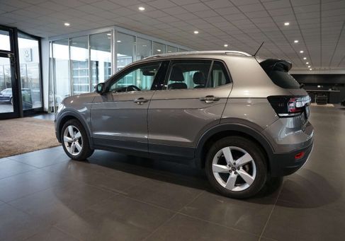 Volkswagen T-Cross, 2021