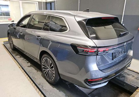 Volkswagen Passat Variant, 2024 3