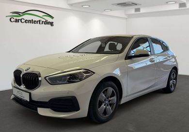 BMW 118, 2022