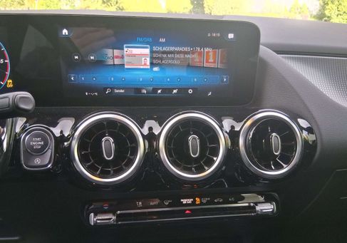 Mercedes-Benz B 200, 2020