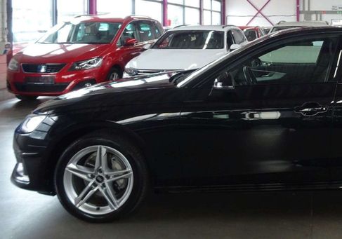 Audi A4, 2022