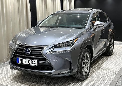 Lexus NX, 2016