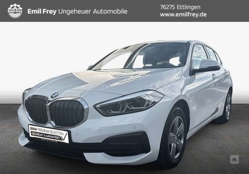 BMW 118, 2021