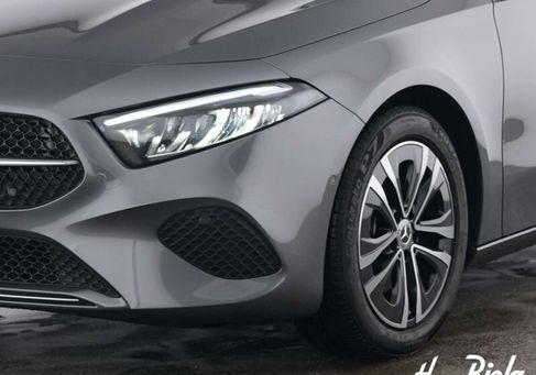 Mercedes-Benz A 180, 2025