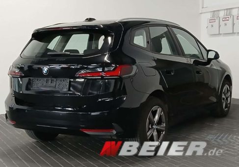 BMW 218, 2024