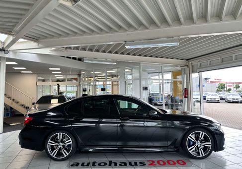 BMW 750, 2017