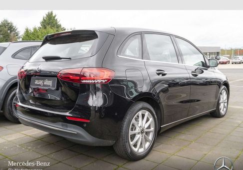 Mercedes-Benz B 250, 2021