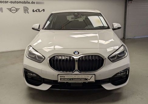 BMW 118, 2023