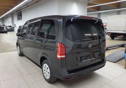 Mercedes-Benz V 220, 2021