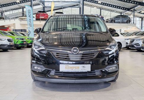 Opel Zafira, 2019