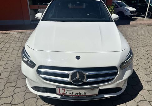 Mercedes-Benz B 180, 2019