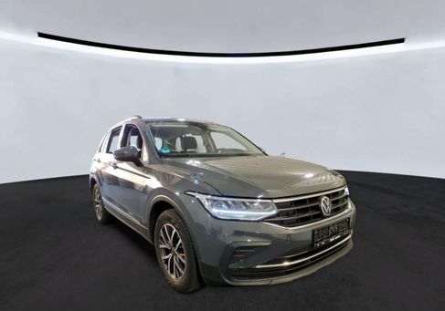 Volkswagen Tiguan, 2023