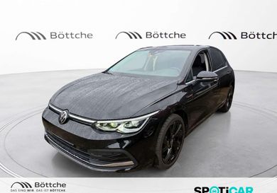 Volkswagen Golf, 2024