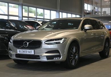 Volvo V90 Cross Country, 2018