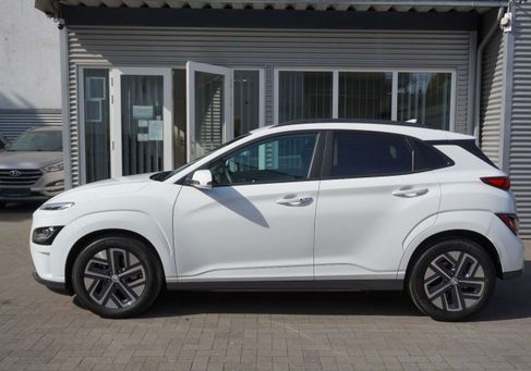 Hyundai Kona, 2022 3