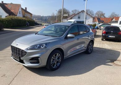 Ford Kuga, 2022