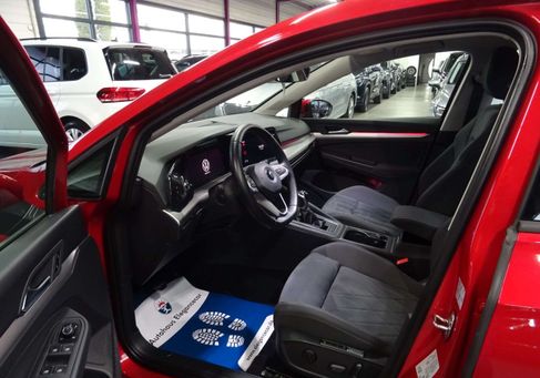 Volkswagen Golf, 2021