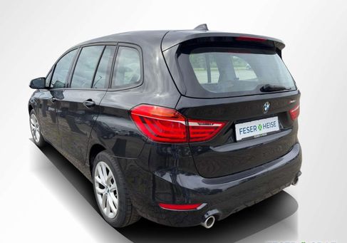 BMW 220, 2022 3