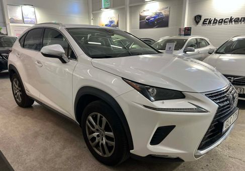 Lexus NX, 2019