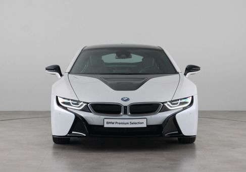 BMW i8, 2020