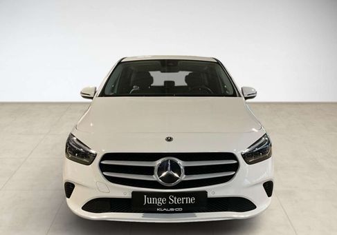 Mercedes-Benz B 250, 2022