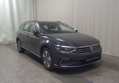 Volkswagen Passat Variant, 2020