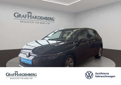 Volkswagen Golf, 2022