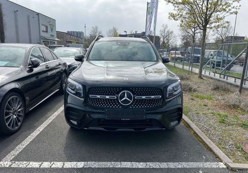 Mercedes-Benz GLB 200, 2021