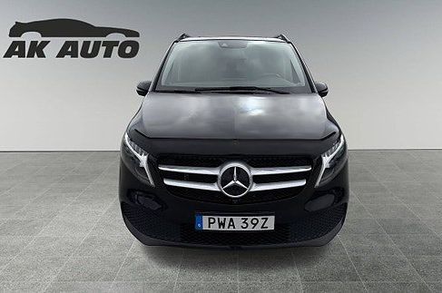 Mercedes-Benz V 300, 2024