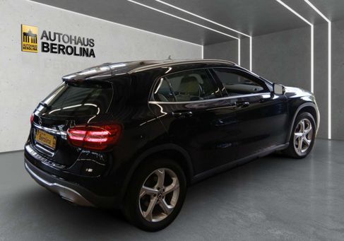 Mercedes-Benz GLA 180, 2019 3