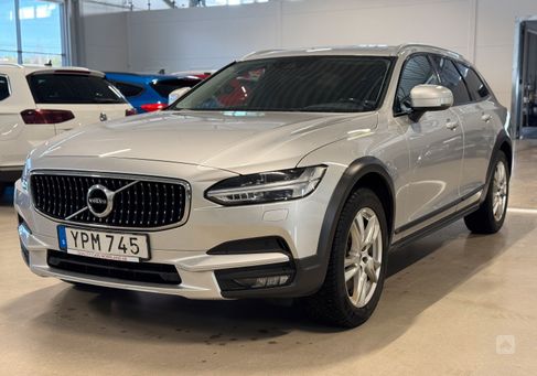 Volvo V90 Cross Country, 2019